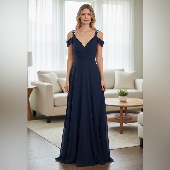 🆕Betsy Adam size 4